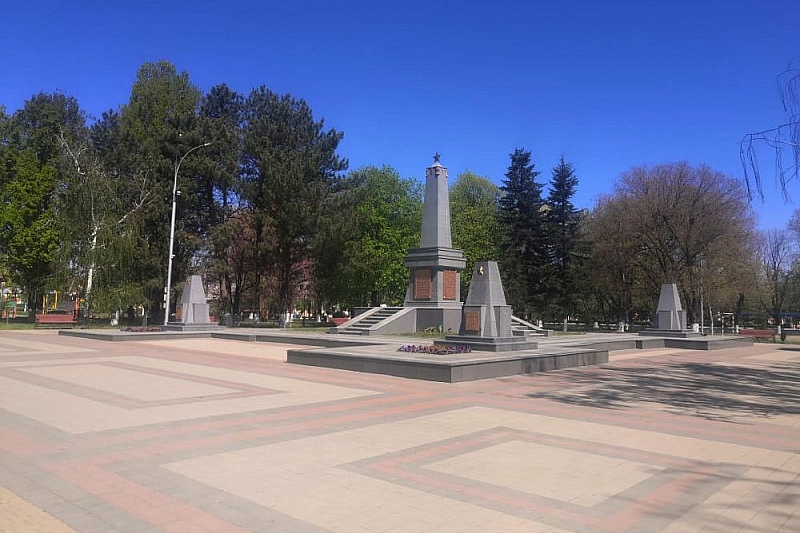 В Армавире отремонтировали и благоустроили три памятника военной истории