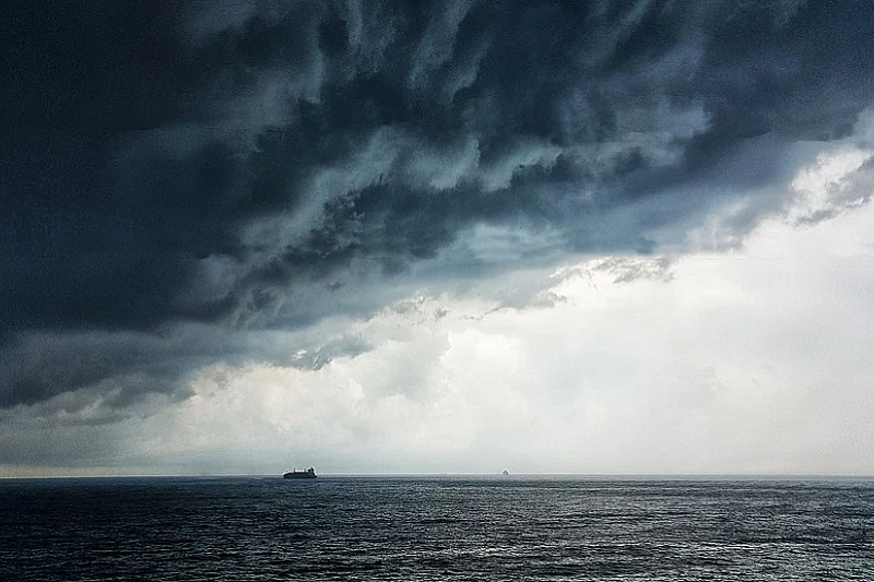На побережье Черного моря ожидается дождь с грозой