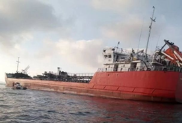 Капитан танкера «Генерал Ази Асланов» и его старший помощник пойдут под суд за гибель трех членов экипажа   