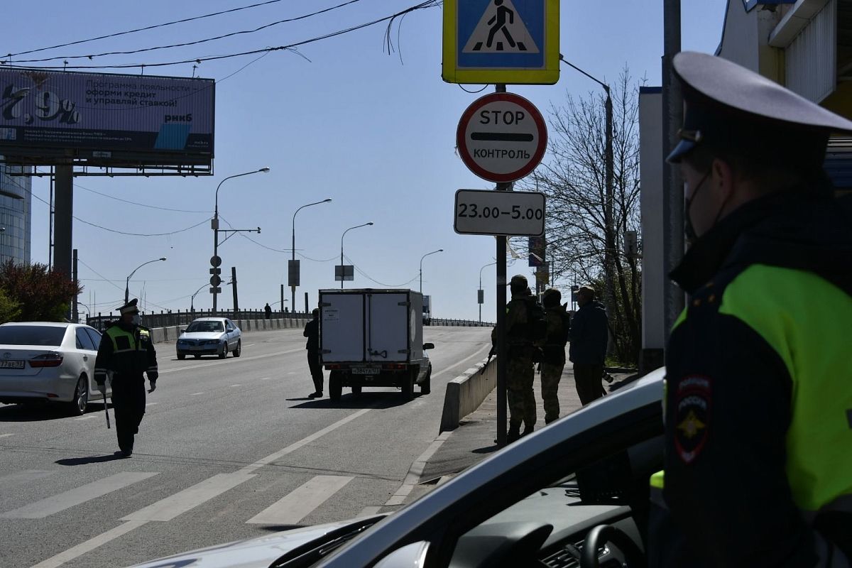 Всего в регионе организовано 11 временных постов и 13 - в Краснодаре.