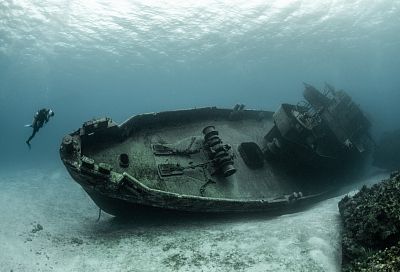 Затопленная К-27 стала объектом пристального внимания МЧС