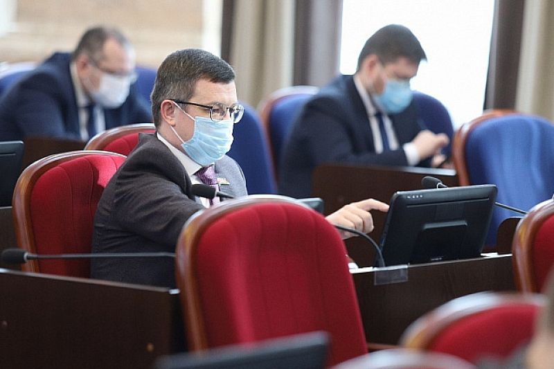 Краевые депутаты увеличили размер займа для самозанятых до  миллиона рублей