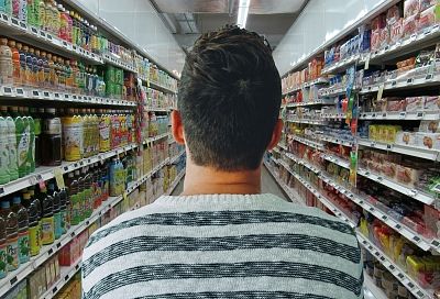 От голода не умереть: россиянам раскрыли, сколько стоит минимальный набор продуктов на месяц