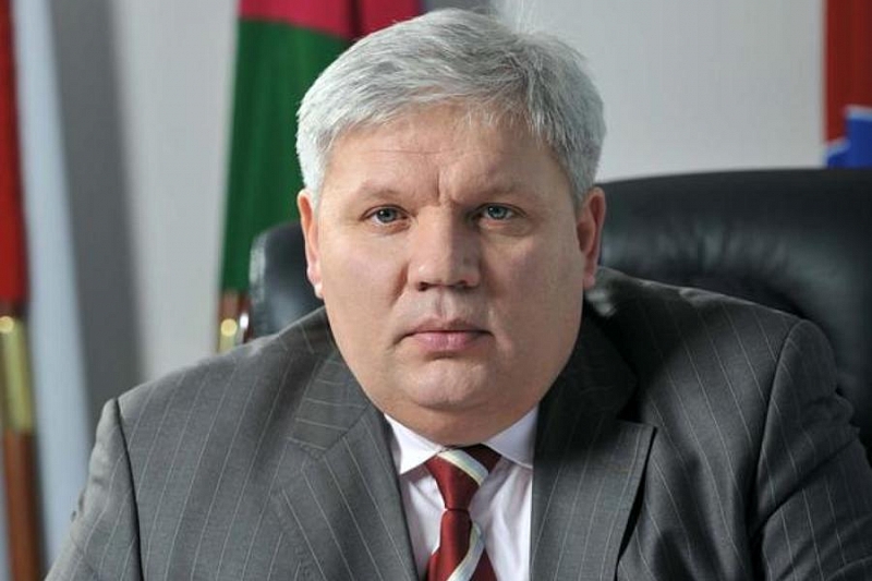 Подозреваемый во взятке, подлоге и превышении полномочий мэр Туапсе Зверев отправлен в отставку