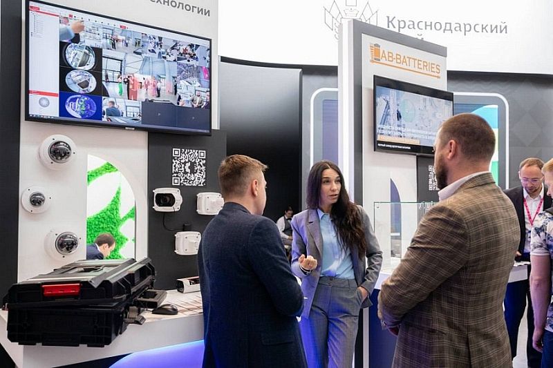 Вениамин Кондратьев: «Благодаря «Иннопрому-2023» предприятия края поставят продукцию в регионы страны и зарубежья на сумму более 1,8 миллиарда рублей»