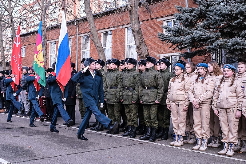 В Президентский полк отправились служить 15 призывников из Краснодарского края