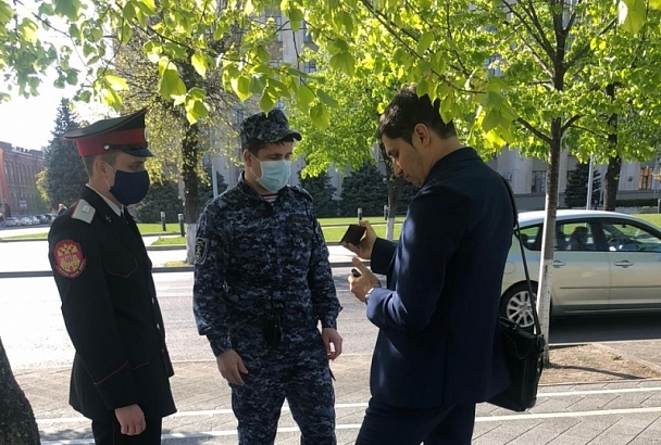 В Краснодаре 17 апреля за нарушение карантина оштрафовали 107 человек