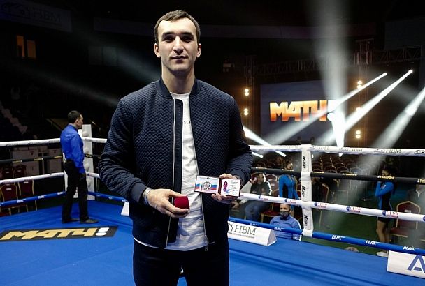 Кубанский боксер Муслим Гаджимагомедов получил звание заслуженного мастера спорта РФ