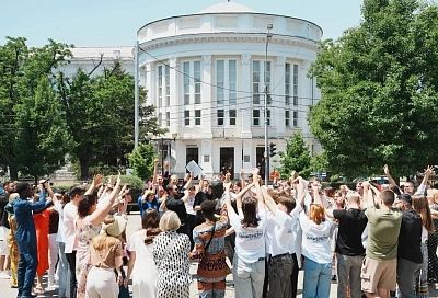 Вениамин Кондратьев поздравил молодежь с Днем российского студенчества