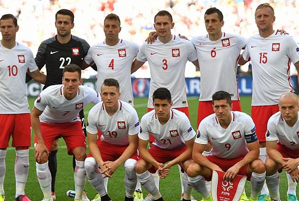 Сборная Польши по футболу прибыла в Сочи на ЧМ-2018