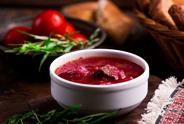 Варим борщ из запеченной свеклы: рецепт для насыщенного цвета и глубокого вкуса