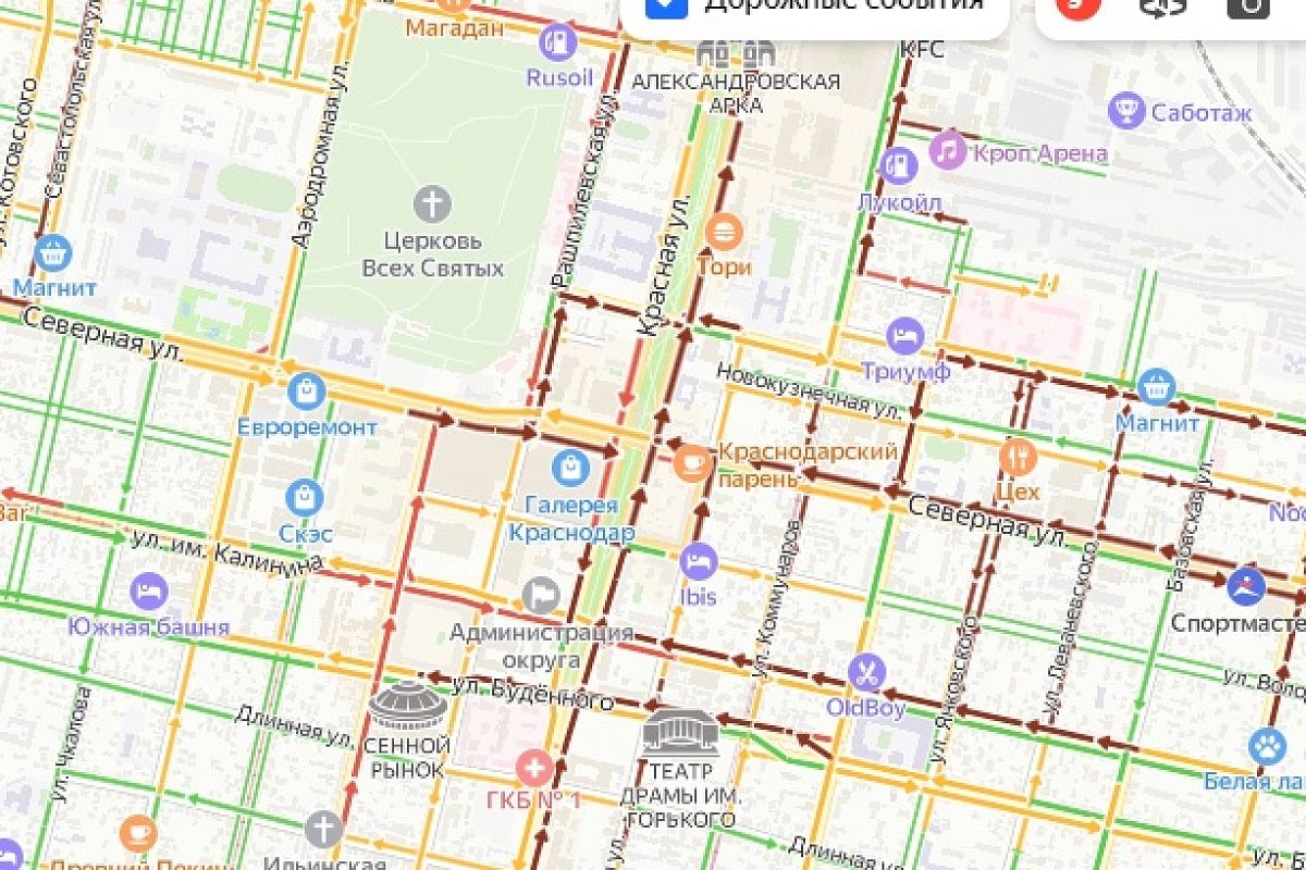 На дорогах Краснодара образовались 9-балльные пробки