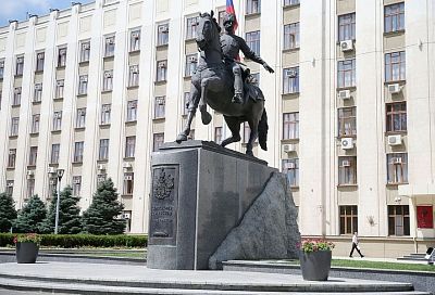 Казаки прокомментировали осквернение памятника в центре Краснодара