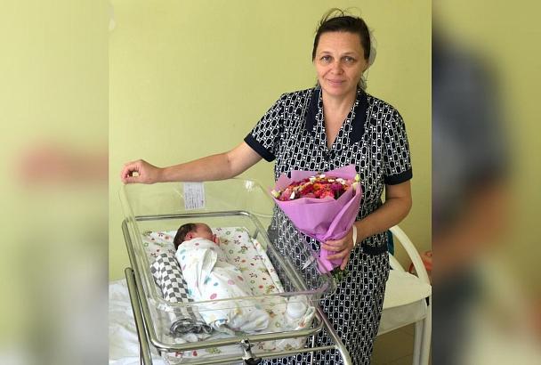 В Краснодарском крае женщина родила 13-го ребенка