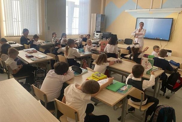 Учебный процесс стартовал в новой школе в Сочи