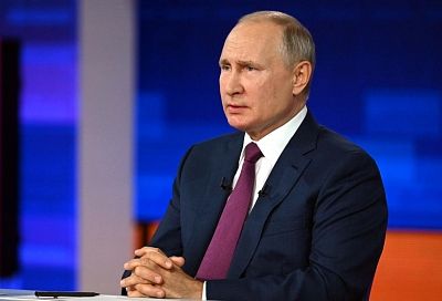 «Независимо от количества звезд на погонах»: Владимир Путин на съезде «Единой России» предложил выплатить по 10 и 15 тыс. рублей пенсионерам и военнослужащим