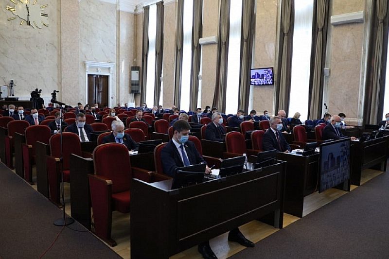 Депутаты ЗСК поддержали изменения в федеральном законе о занятости