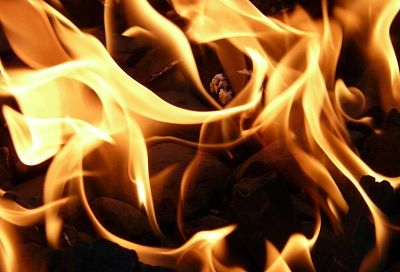 В Краснодарском крае пенсионер заживо сгорел во время пожара в собственном доме