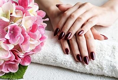 Рецепт "шипучки" для рук: верните коже молодость и свежесть