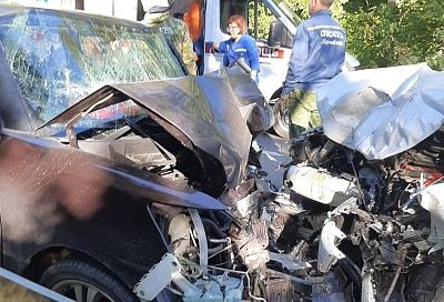 Пять человек пострадали в ДТП под Горячим Ключом: движение автомобилей по участку трассы «Дон» затруднено