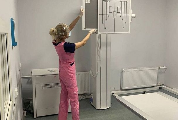 Больница станицы Ленинградской получила новый рентгеновский комплекс