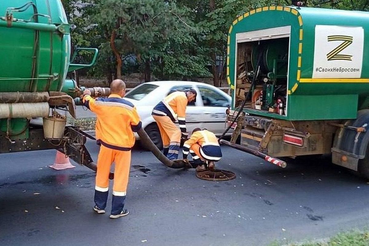 Более 90 километров ливневок прочистили в Краснодаре с начала года