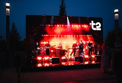 T2 расширил программу привилегий фестиваля Roof Live новой интерактивной площадкой на концерте Therr Maitz в Краснодаре