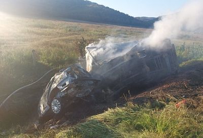 В Туапсинском районе в жестком ДТП со сгоревшими автомобилями погиб мужчина