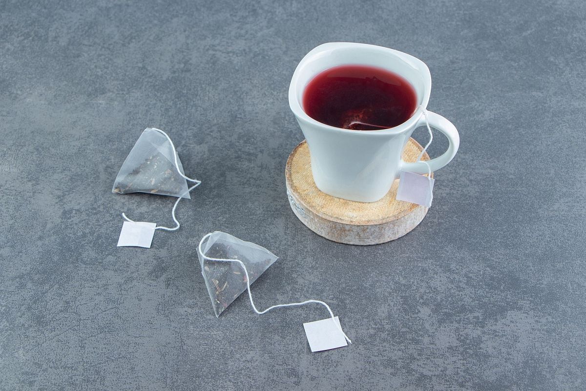 В этих пакетиках рак: теперь вы не будете пить чай в пирамидках