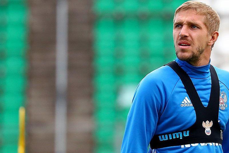 Полузащитник «Краснодара» Газинский получил травму в товарищеском матче сборной России