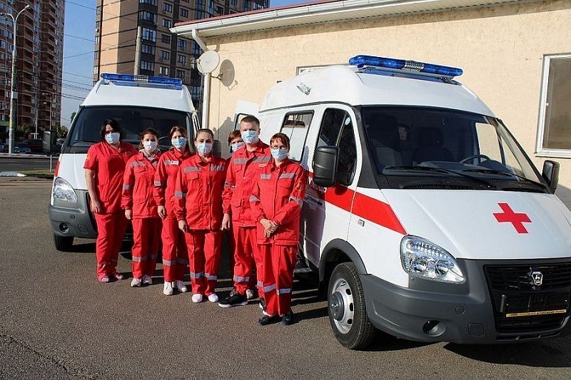 Краснодарский край получит новые машины скорой помощи и школьные автобусы