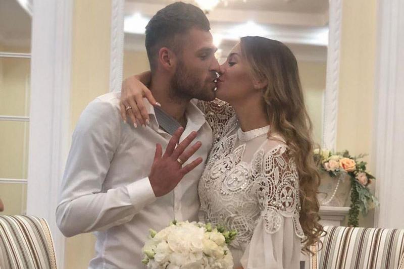 Защитник футбольного клуба «Краснодар» Дмитрий Скопинцев женился