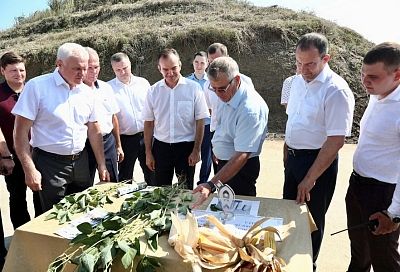 Губернатор Кубани Вениамин Кондратьев оценил современную систему орошения сельскохозяйственных земель Белореченского района