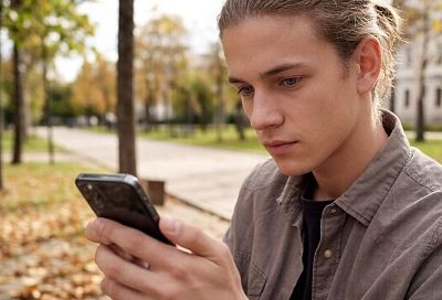 Владельцы смартфонов начали чаще сталкиваться с перегревом устройств: почему телефоны быстрее выходят из строя