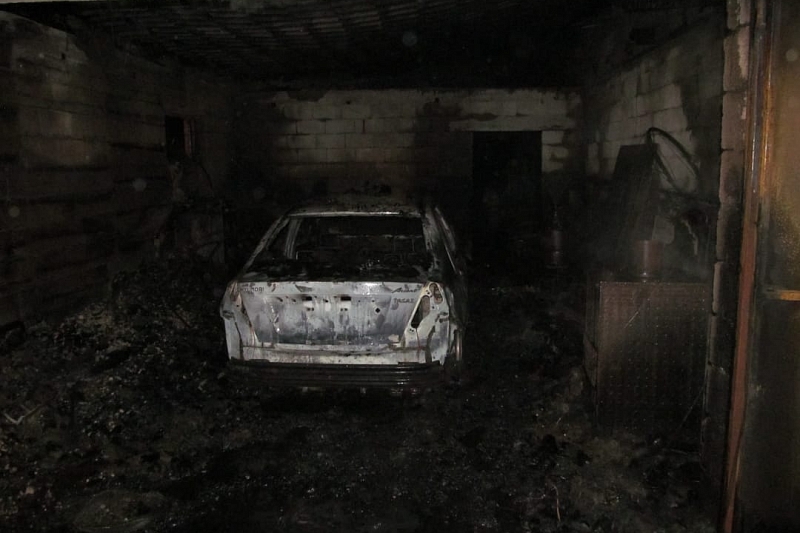 В Краснодарском крае при пожаре в гараже погиб мужчина