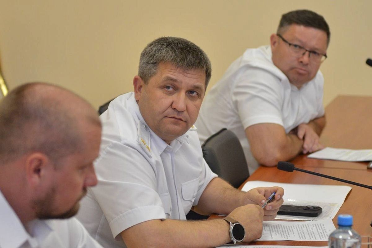 В Крыловском районе обсудили вопросы патриотического воспитания молодежи и помощи бойцам СВО