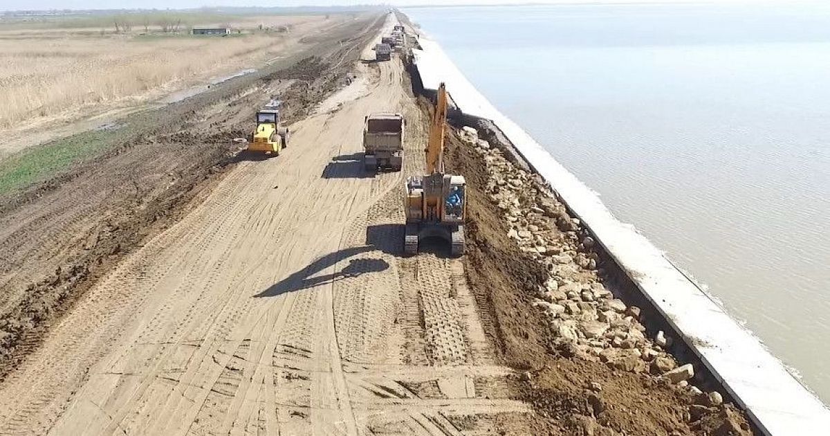 Крюковское водохранилище краснодарского. Крюковское водохранилище дамба. Краснодарское водохранилище на сегодняшний день. Дамба Краснодарского водохранилища состояние.