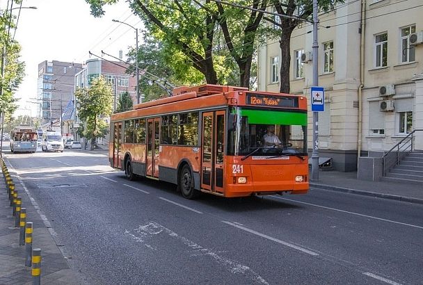 Ливневый коллектор в ГМР Краснодара отремонтировали досрочно: автобусы и троллейбусы ходят по обычному маршруту