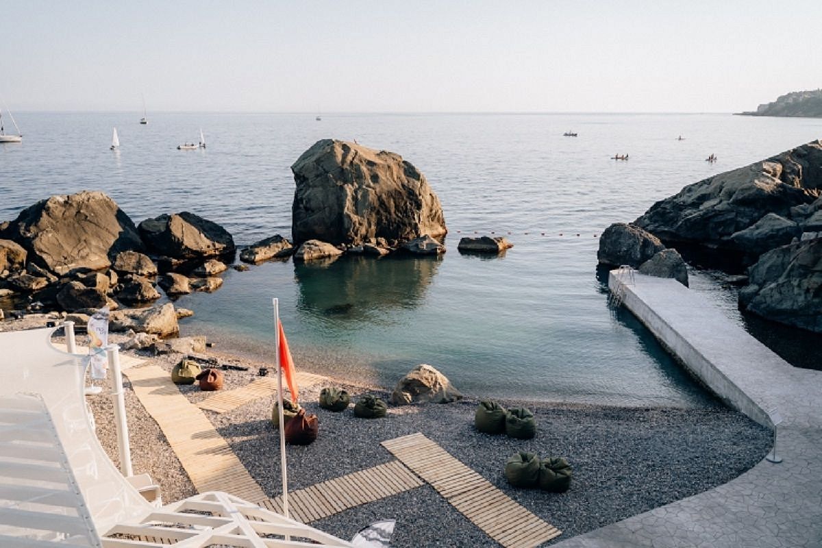 Сбер и курорт «Мрия» открыли новые зоны отдыха в Алупке