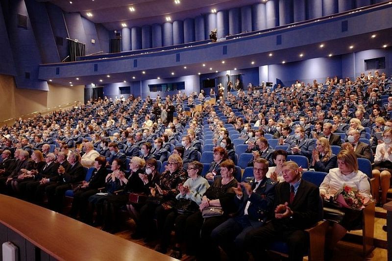 Торжественное мероприятие в честь 300-летия прокуратуры России провели в Краснодаре 