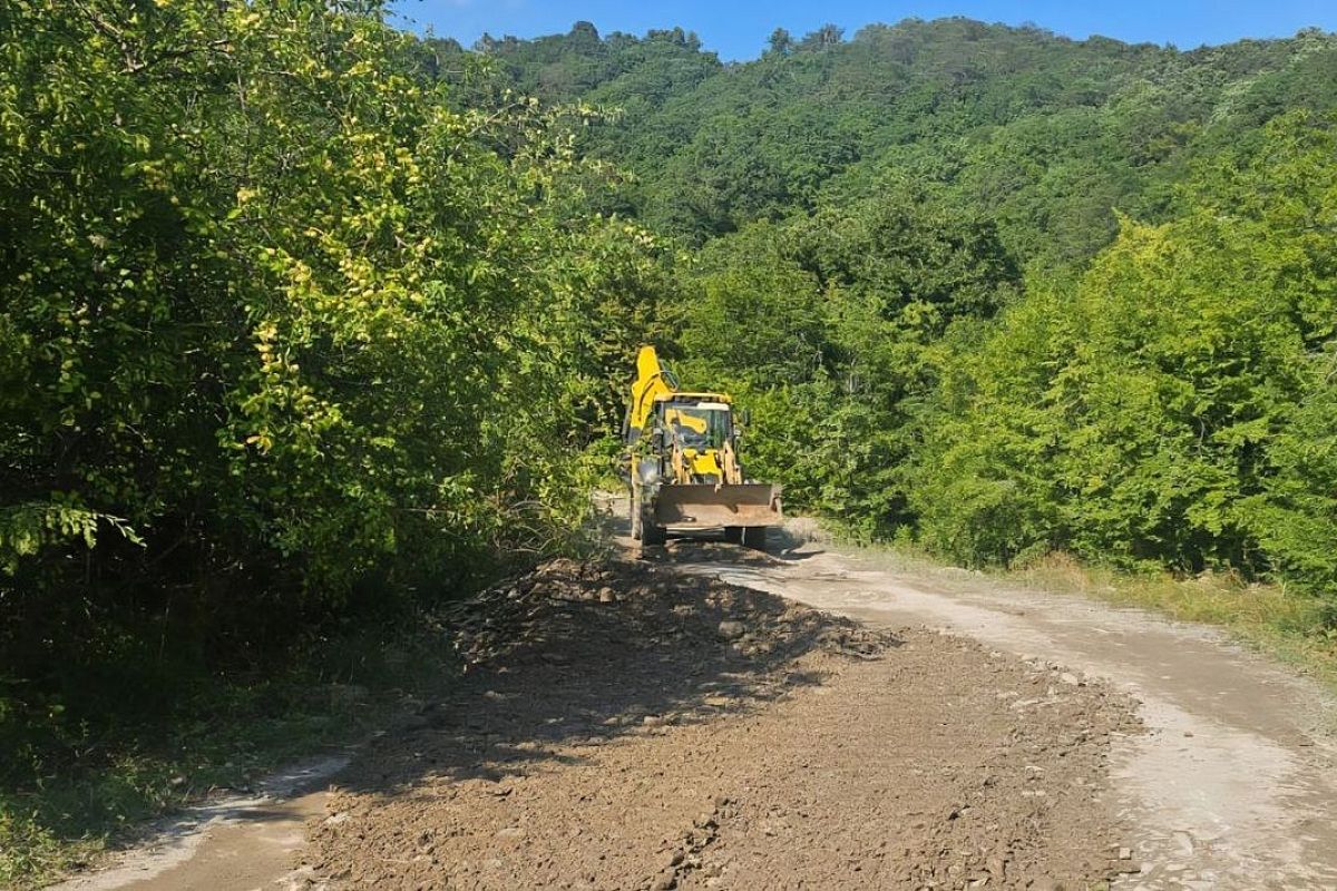 Альтернативную дорогу обустроили для жителей заречья в селе Лермонтово Туапсинского округа