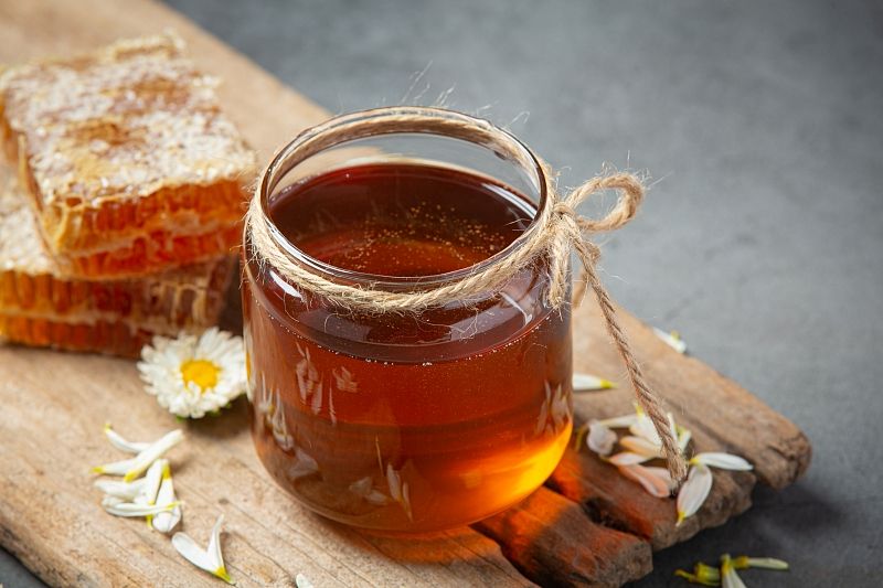 Чем мед полезнее сахара: вы обязательно включите его в свой рацион питания