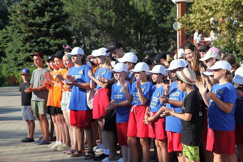 Летом лагеря и санатории Краснодарского края приняли 300 тысяч детей