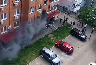 В Краснодаре из-за пожара эвакуировали жителей пятиэтажки 