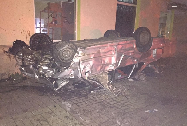 При столкновении двух автомобилей ВАЗ в Майкопе пострадали 5 человек 