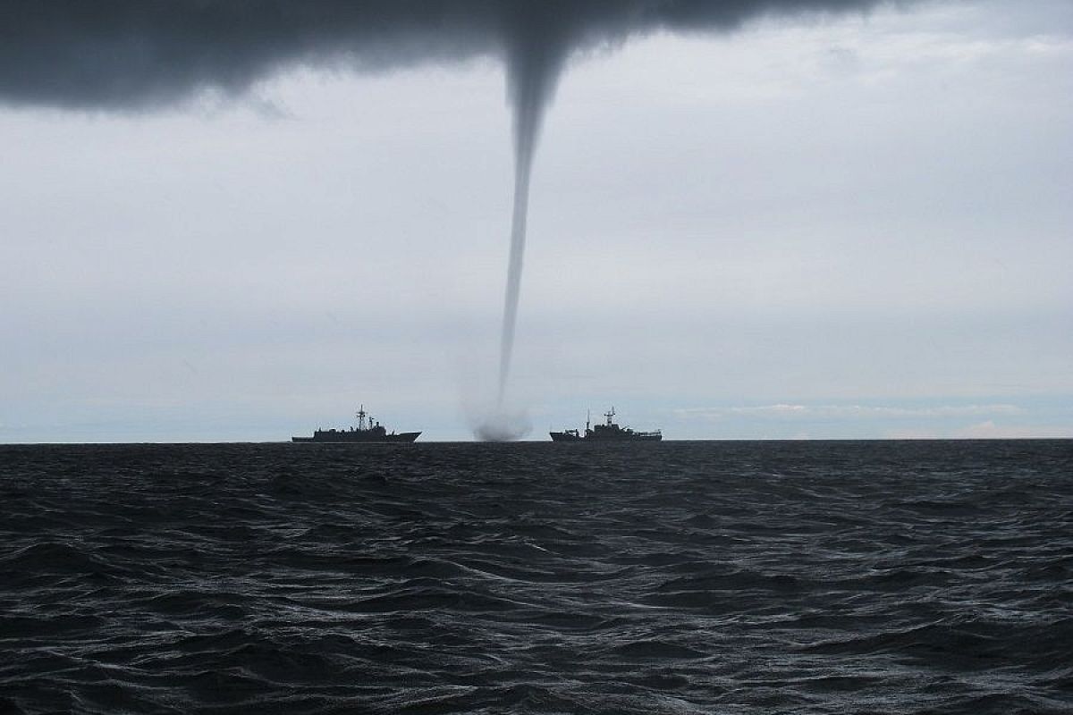 На побережье Черного моря возможно формирование смерчей