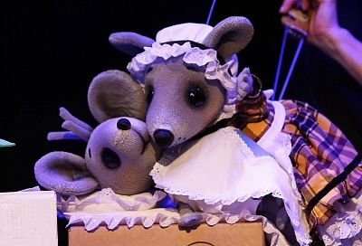 Режиссер из Санкт-Петербурга поставил в Краснодаре кукольный спектакль для детей 