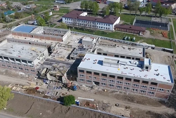 В Кореновском районе строительная готовность школы в рамках нацпроекта превышает 20%