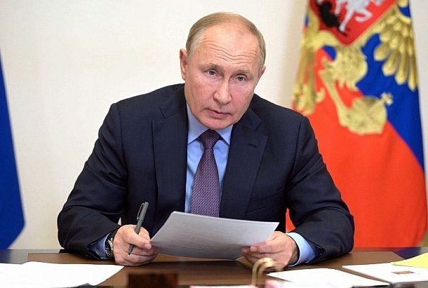 Путин назвал подъем доходов россиян главной задачей 