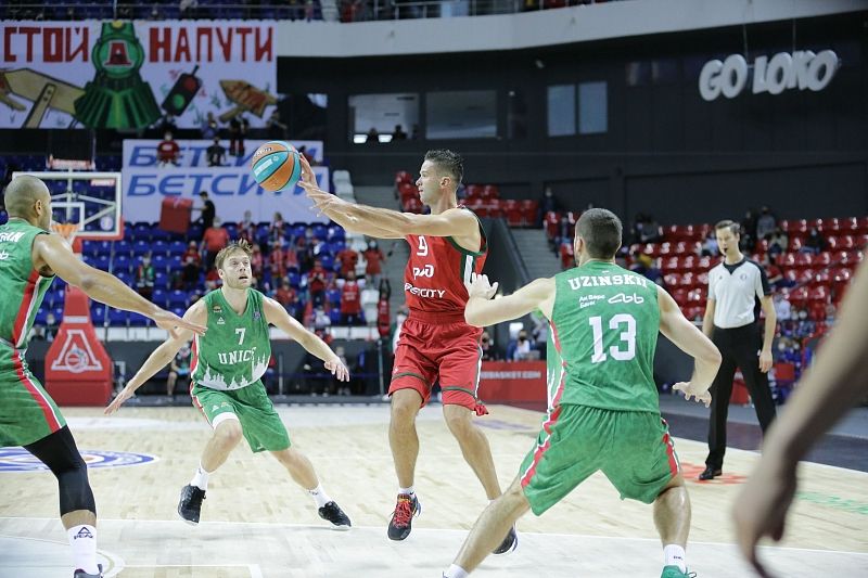 Баскетболисты «Локомотив-Кубань» обыграли казанский УНИКС